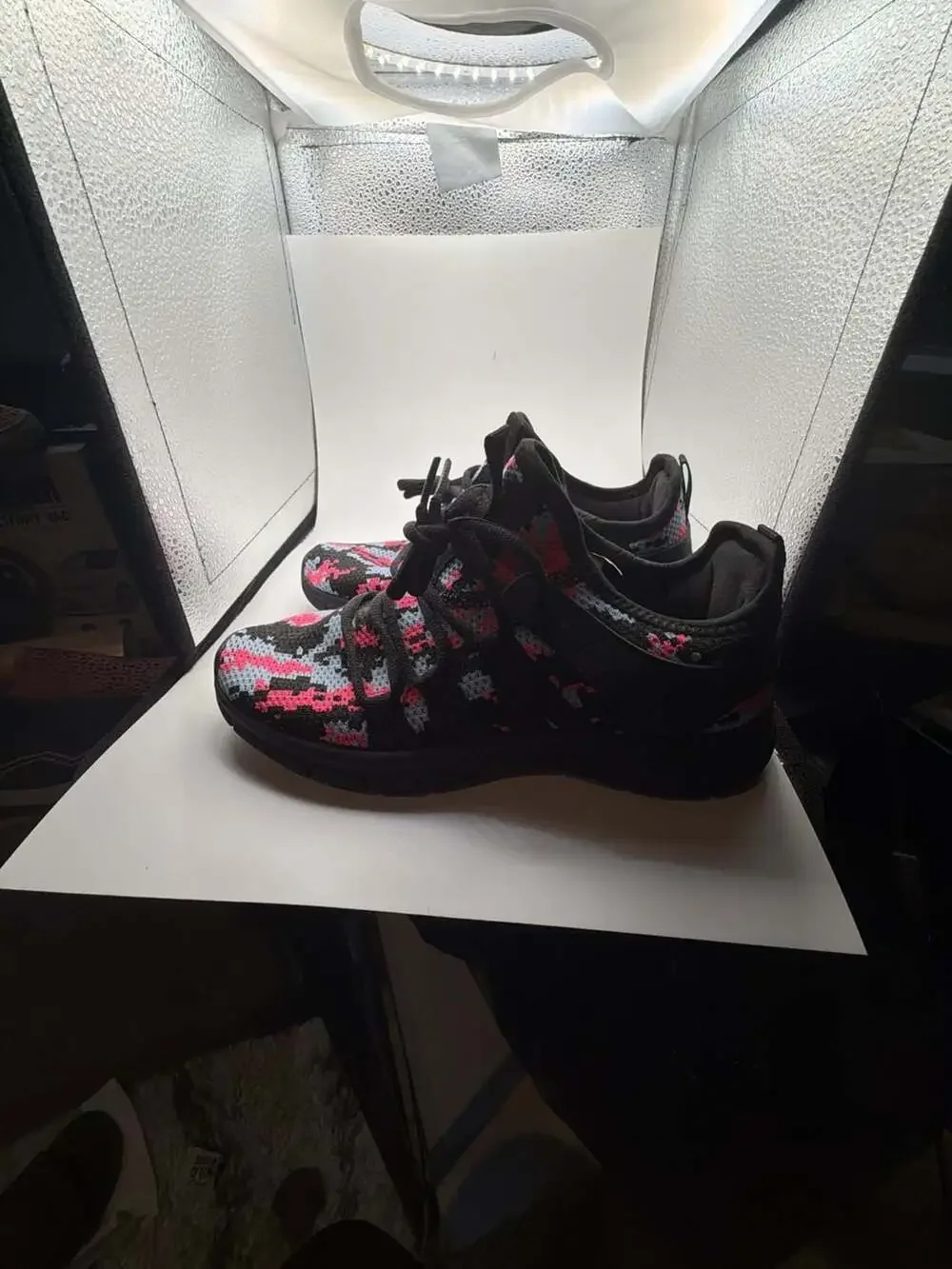 INZCOU Lightweight Breathable Mesh Running sneakers
